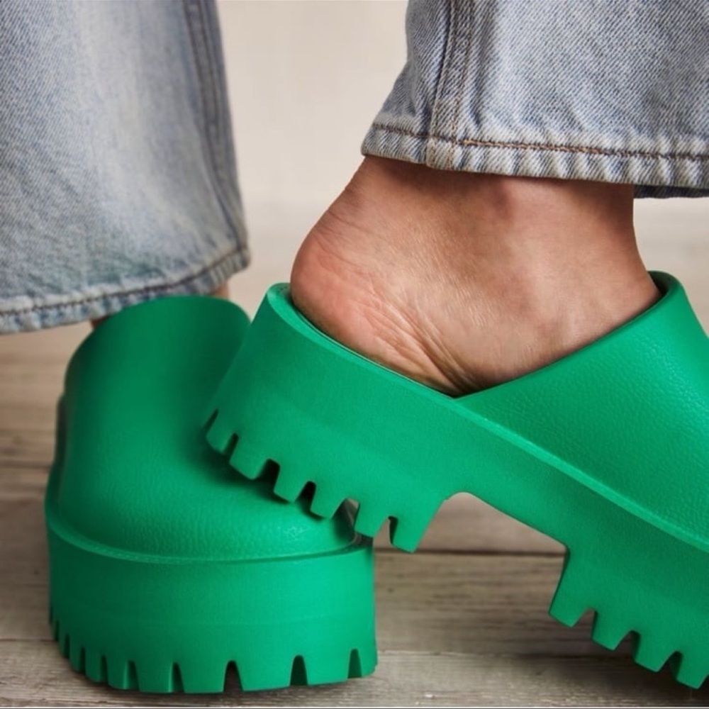 NWT Free People Bae Platform Mules - Picture 2 of 8